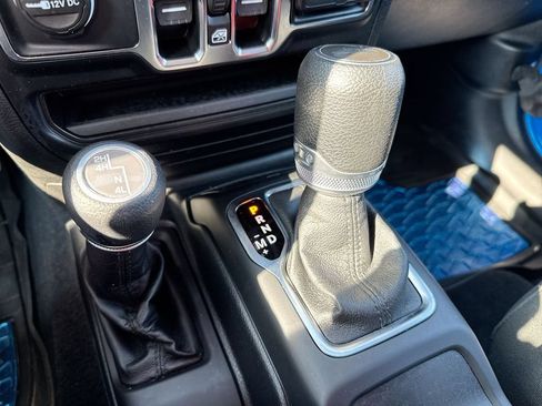 Used 2021 Jeep Wrangler Unlimited Sport AWD/4WD image 18
