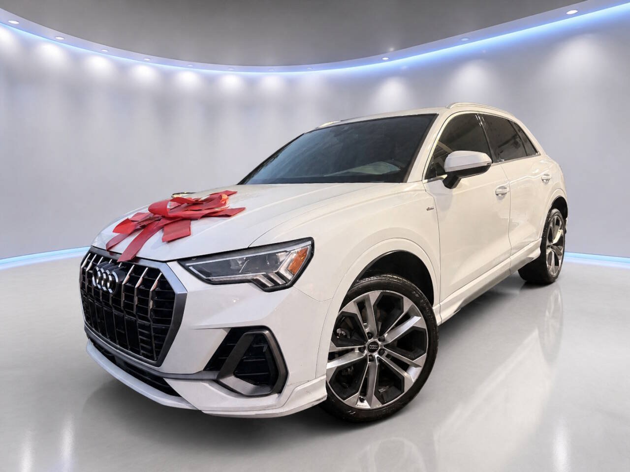 Used 2020 Audi Q3 2.0T Premium Plus AWD/4WD image 1