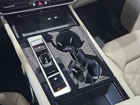 New 2026 Volkswagen Atlas SE FWD image 36