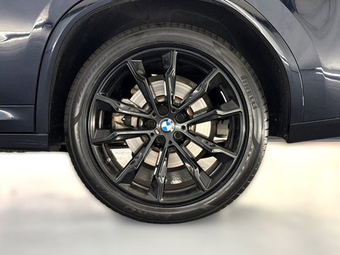 Used 2023 BMW X4 xDrive30i w/ M Sport Package image 11