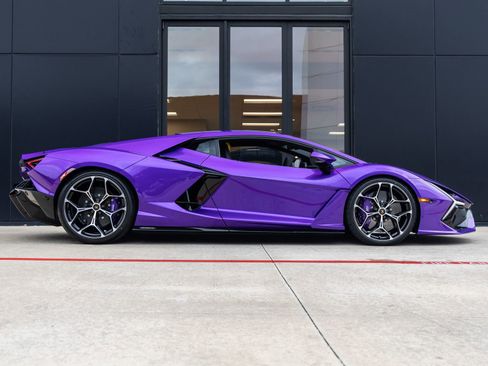 Used 2025 Lamborghini Revuelto AWD/4WD image 12