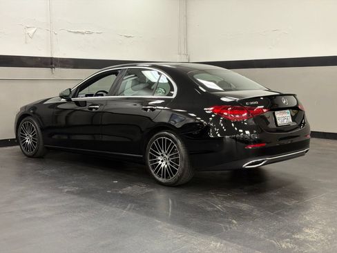 Used 2025 Mercedes-Benz C 300 Sedan image 9