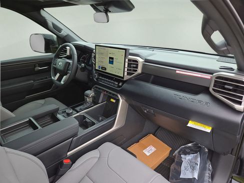 New 2026 Toyota Tundra SR5 w/ SR5 Premium Package AWD/4WD image 25