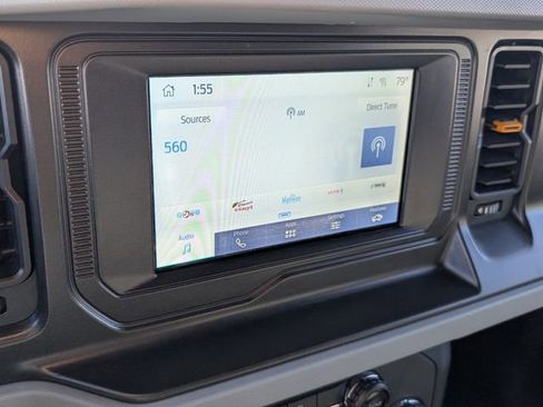 Used 2023 Ford Bronco Badlands image 17