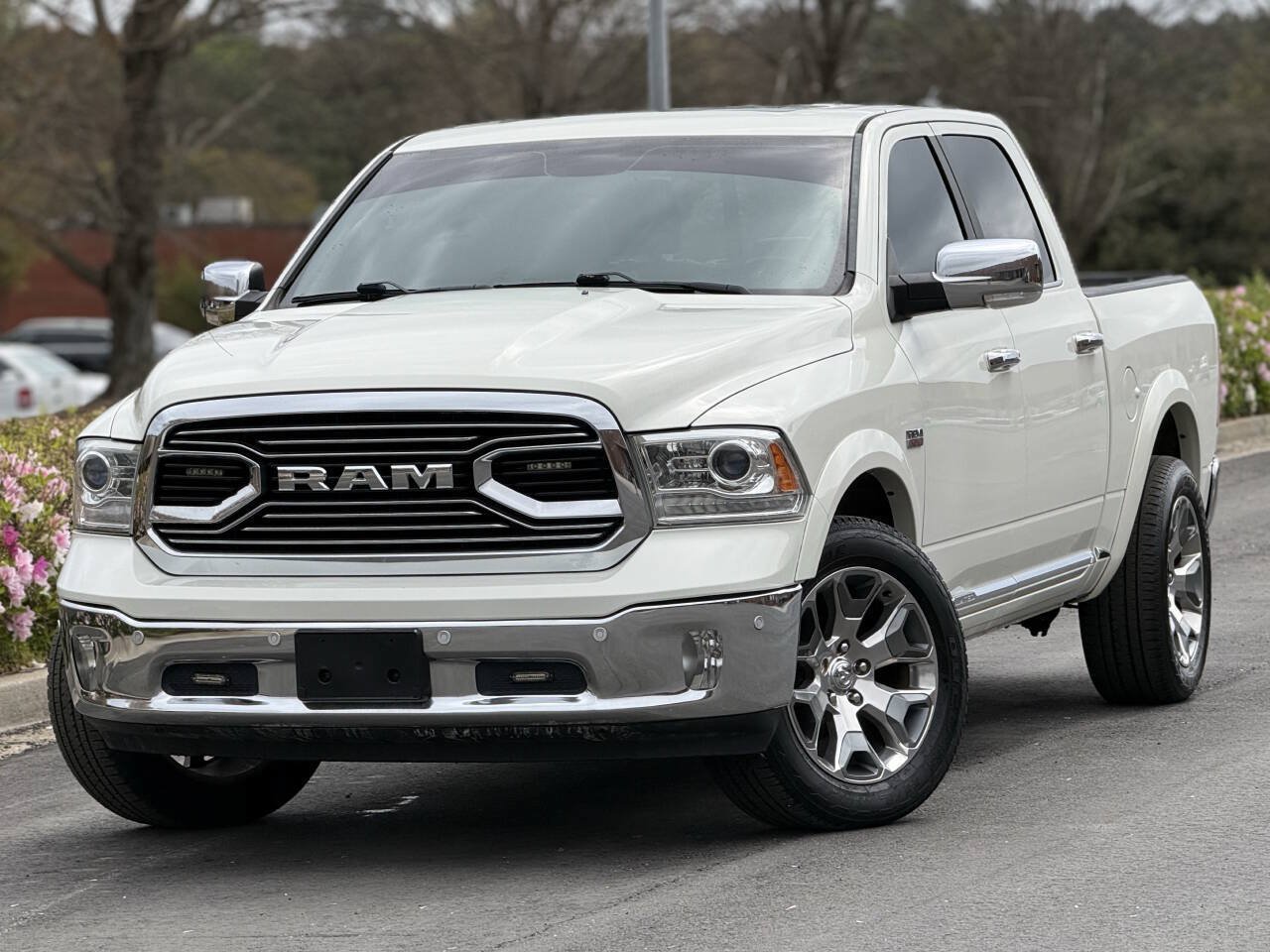 Used 2018 RAM 1500 Limited AWD/4WD image 1