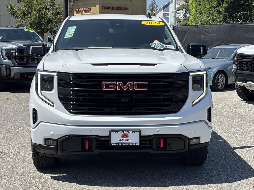 Used 2024 GMC Sierra 1500 Elevation w/ Preferred Package AWD/4WD image 9