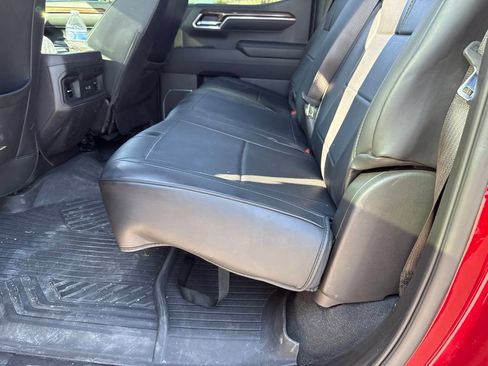 Used 2024 Chevrolet Silverado 1500 LT Trail Boss w/ Protection Package AWD/4WD image 6
