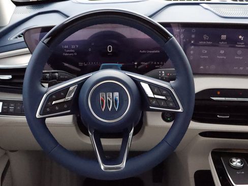 New 2026 Buick Enclave Avenir w/ Super Cruise Package image 9