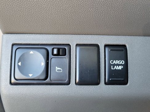 Used 2017 Nissan Frontier SV w/ SV Value Truck Package image 16