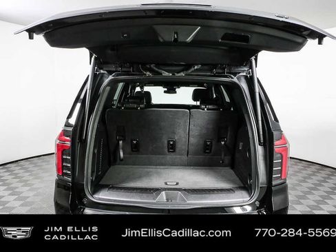 Used 2025 Chevrolet Tahoe LT RWD image 30