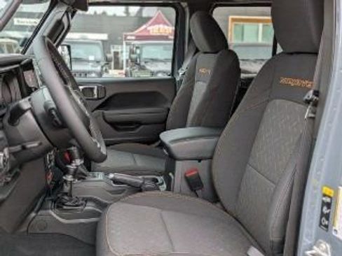 New 2026 Jeep Gladiator Mojave w/ Steel Bumper Group image 18