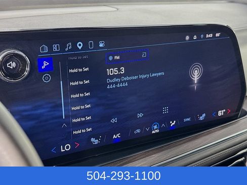 Used 2025 Chevrolet Suburban LT RWD image 17
