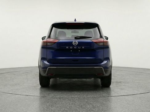 Used 2025 Nissan Rogue SV image 7
