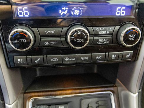 Used 2019 Subaru Ascent Touring w/ Popular Package #2A AWD/4WD image 29