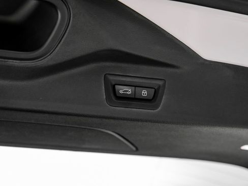 Used 2025 BMW ALPINA XB7 AWD/4WD image 75
