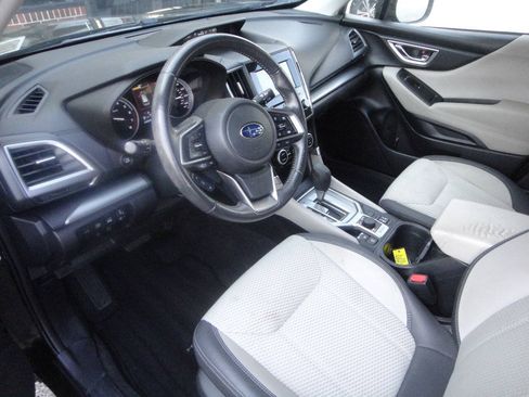 Used 2021 Subaru Forester Premium AWD/4WD image 7