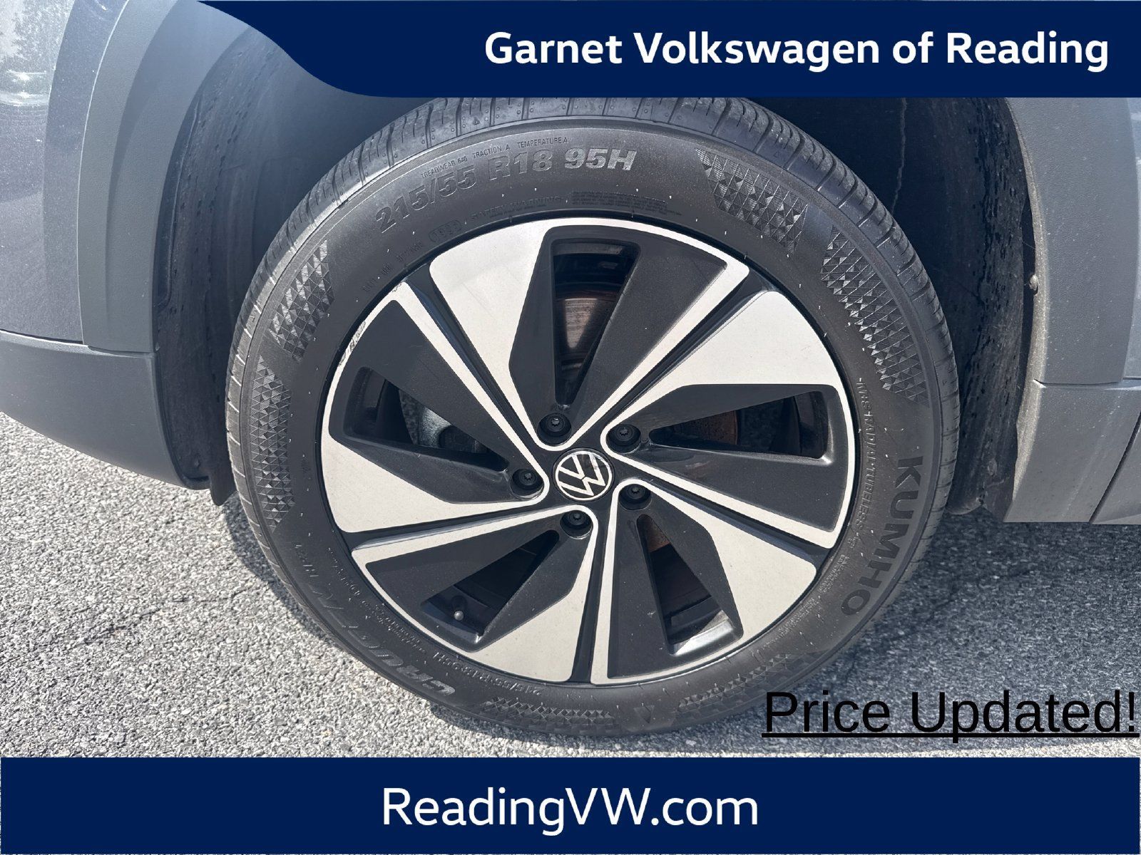 Used 2025 Volkswagen Taos SE w/ Panoramic Sunroof Package AWD/4WD image 9