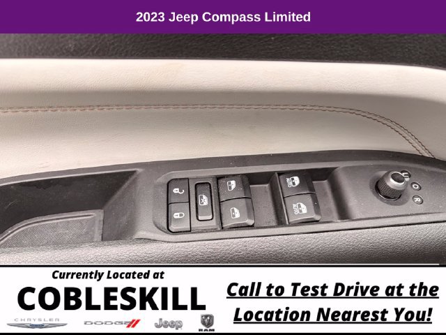 Used 2023 Jeep Compass Limited AWD/4WD image 10