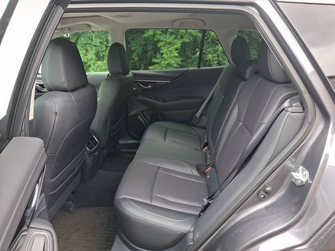 Certified 2024 Subaru Outback Limited AWD/4WD image 10