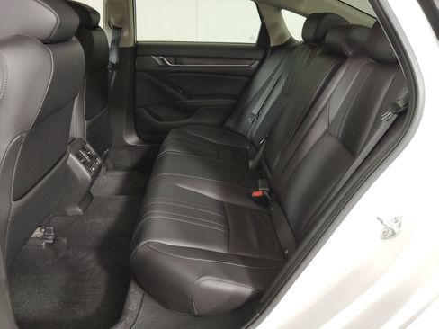 Certified 2021 Honda Accord EX-L image 14
