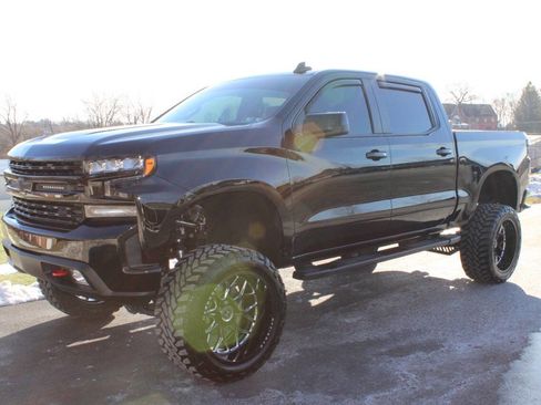 Used 2022 Chevrolet Silverado 1500 LT Trail Boss w/ Bed Protection Package image 4