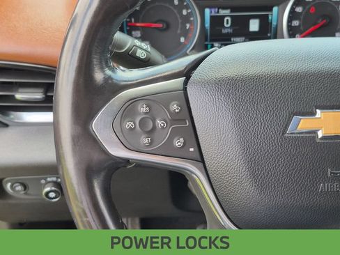 Used 2019 Chevrolet Traverse High Country AWD/4WD image 17