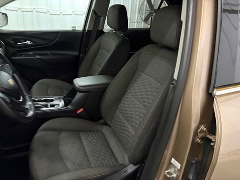 Used 2019 Chevrolet Equinox LT AWD/4WD image 30