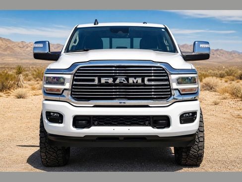 Used 2024 RAM 2500 Laramie w/ Safety Group AWD/4WD image 9