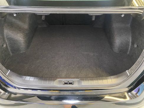 Used 2025 Nissan Altima 2.5 SV FWD image 27