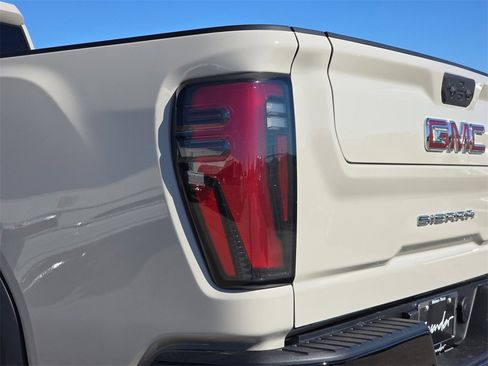 New 2026 GMC Sierra 2500 AT4X image 31