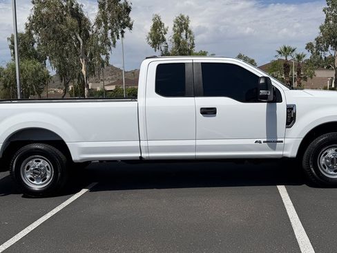Used 2022 Ford F250 XL w/ STX Appearance Package RWD image 6