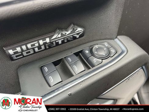 Certified 2025 Chevrolet Silverado 1500 High Country AWD/4WD image 15