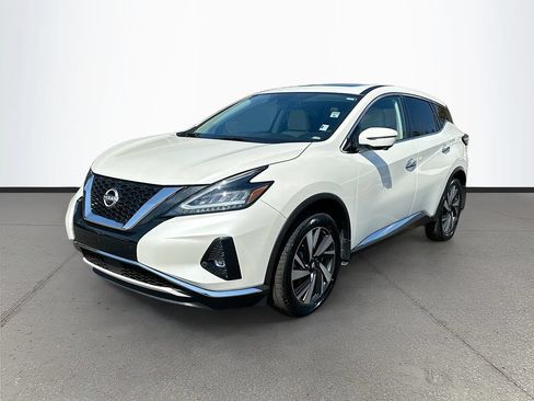 Used 2023 Nissan Murano SL w/ SL Moonroof Package FWD image 3