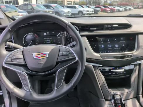 Used 2024 Cadillac XT5 Premium Luxury w/ LPO, Floor Liner Package AWD/4WD image 27