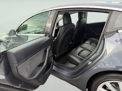 Used 2020 Tesla Model 3 Long Range image 20