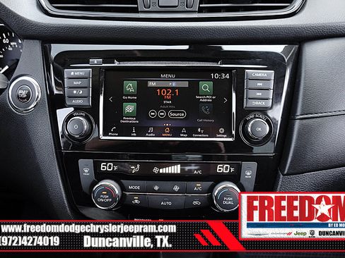 Used 2020 Nissan Rogue SV w/ Premium Package FWD image 22