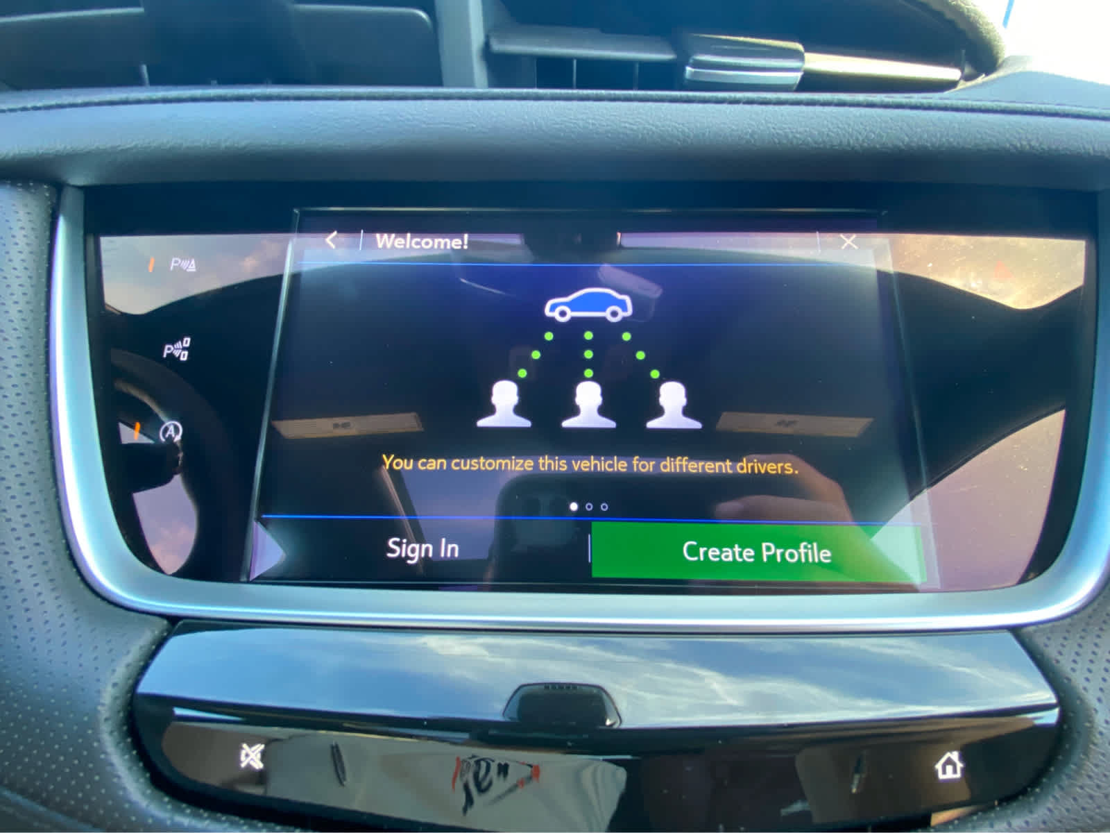 Used 2025 Cadillac XT5 Sportv w/ Technology Package AWD/4WD image 34