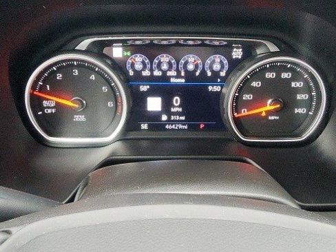 Used 2021 Chevrolet Suburban High Country image 7