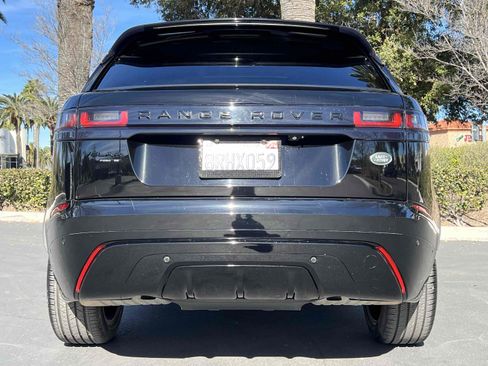 Used 2018 Land Rover Range Rover Velar R-Dynamic SE image 18