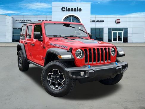 Used 2022 Jeep Wrangler Unlimited Rubicon 4xe w/ Cold Weather Group AWD/4WD image 1