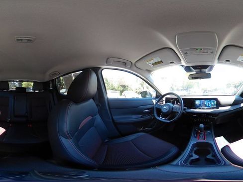 Used 2026 Nissan Kicks SR FWD image 41