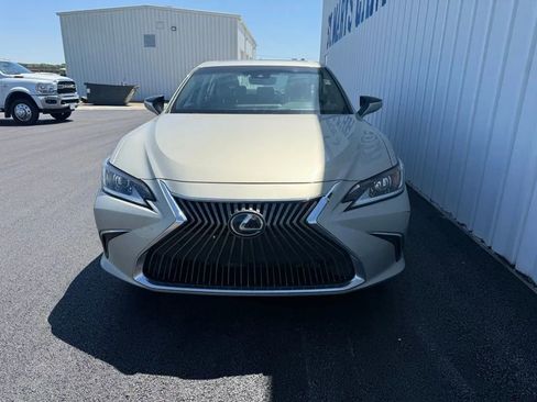 Used 2021 Lexus ES 250 w/ Premium Package AWD/4WD image 3