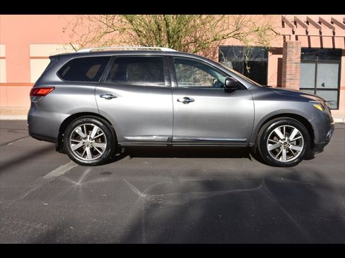 Used 2015 Nissan Pathfinder Platinum AWD/4WD image 1