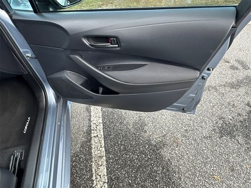 Certified 2025 Toyota Corolla LE image 14