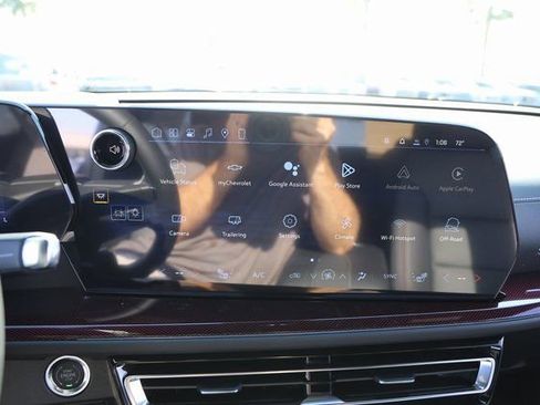 New 2026 Chevrolet Traverse Z71 w/ Driver Confidence Package image 19