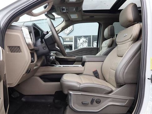 Used 2025 Ford F350 Platinum w/ Platinum Plus Package AWD/4WD image 20