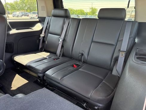 Used 2011 Chevrolet Tahoe LTZ AWD/4WD image 11
