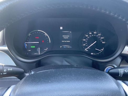 Used 2024 Toyota Sienna XLE FWD image 37