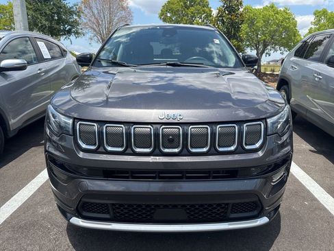 Used 2022 Jeep Compass Limited w/ Elite Group AWD/4WD image 2