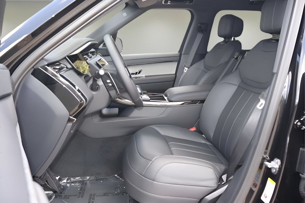 New 2026 Land Rover Range Rover Sport SE AWD/4WD image 10